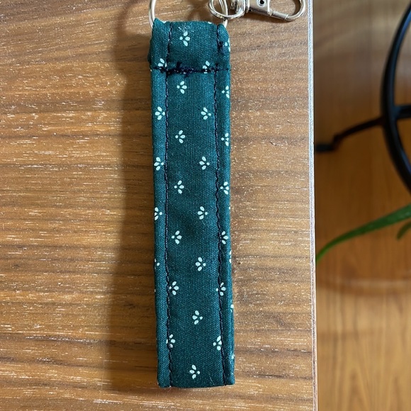 Handmade keychain - Picture 3 of 5